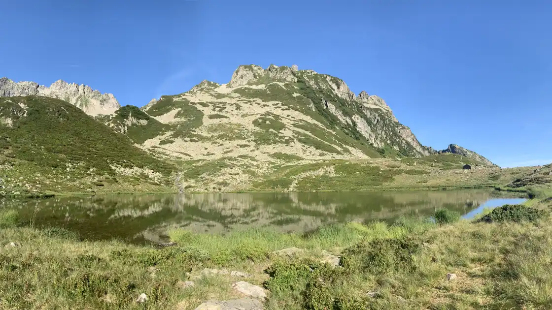 Le lac de Morétan inférieur Le lac de Morétan inférieur © Anthony Nicolazzi - https://www.nicolazzi.net